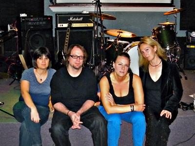 Group at The Tavern, Durham, NC (photo by Audrey Moore)